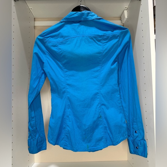 G by guess button down top - Picture 2 of 4